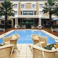Airport Grand Hotel & Conference Centre