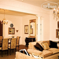 Fairlawns Boutique Hotel and Spa Presidential Suite