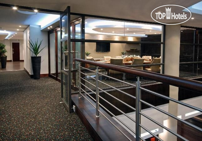 New photos from tourists City Lodge Fourways 3*
