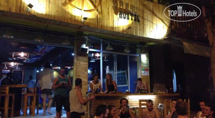 Photos Buffalo Pub & Hostel