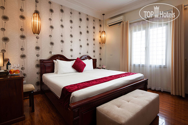 New photos from tourists Queen of Heart 