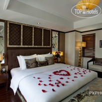 Golden Lotus Luxury