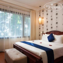 Golden Moon Hotel