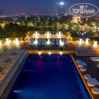 Apricot Hotel