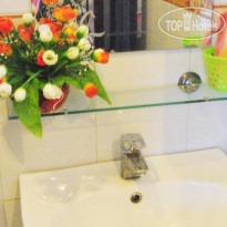 Hanoi Rose Hotel