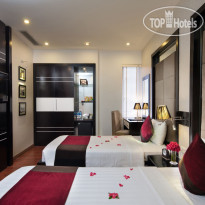 Golden Sun Moment Hotel 