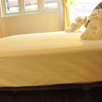 Cinnamon Cathedral Hotel