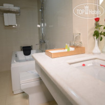 Blue Hanoi Inn Hotel 