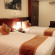 MAY DE VILLE Lakeside Hotel 