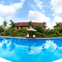 Hue Riverside Boutique Resort & Spa Открытый бассейн