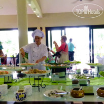 Hue Riverside Boutique Resort & Spa Ресторан Pomelo