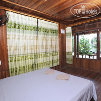 Cat Ba Sandy Beach Resort 