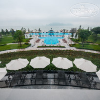 Vinpearl Resort & Spa Ha Long Outdoor Swimming Pool