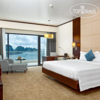Wyndham Legend Halong Hotel 