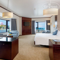 Wyndham Legend Halong Hotel 