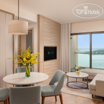 A La Carte Halong Bay 