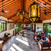 Legacy Hoi An Resort Вестибюль
