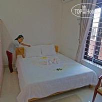 Tri House Guesthouse  