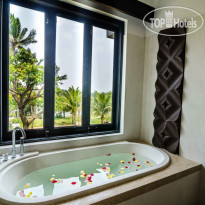 Tra Que Riverside Resort And Spa 