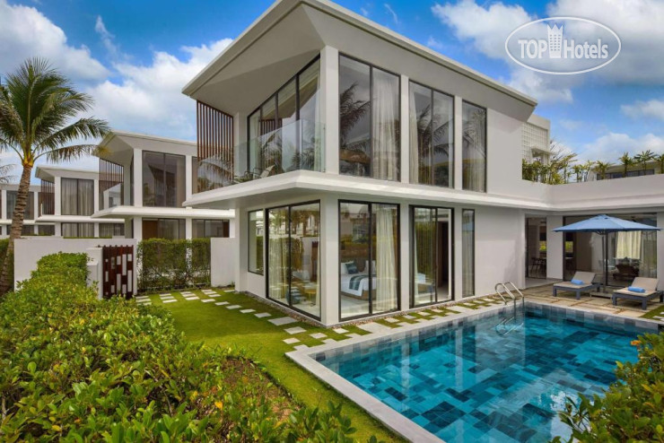 Hotel photo Wyndham Hoi An Royal Beachfront Resort & Villas 5*