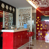 Red Beach Hotel Отель