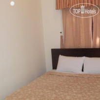 Y Van Hotel