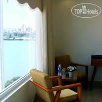 Paradise Hotel