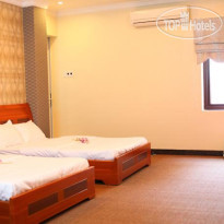 Full House Hotel 