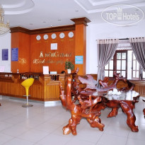 A Dong Hotel