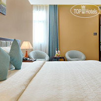 Yarra Ocean Suites Danang 