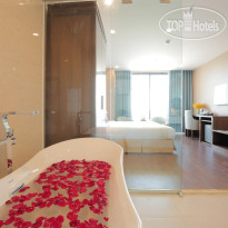 Yarra Ocean Suites Danang 
