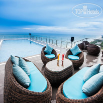 Yarra Ocean Suites Danang 