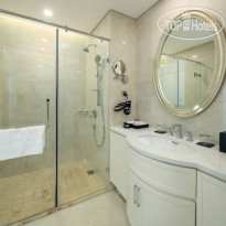 Melia Vinpearl Danang Riverfront 