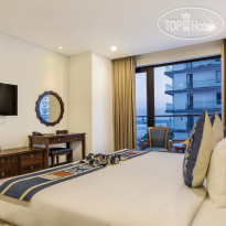 Balcona Hotel Da Nang 