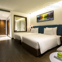 Maximilan Danang Beach Hotel 
