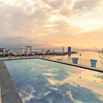 IBIZA Riverfront Hotel 