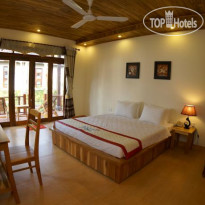 Coral Bay Resort