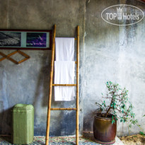 Bamboo Cottages & Restaurant 