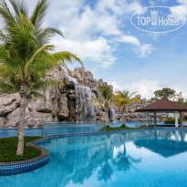 The Forest Swimming Pool в Melia Vinpearl Phu Quoc 5*