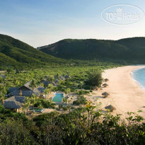 Bai Tram Hideaway Resort 