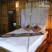 Mai Chau Riverside Resort 