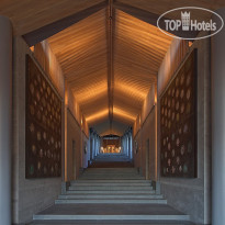 Amanoi Вход в центральный павильон