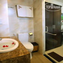 Azura Hotel