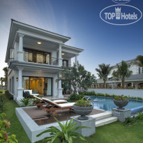 Melia Vinpearl Cam Ranh Beach Resort
