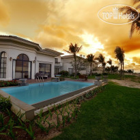 Melia Vinpearl Cam Ranh Beach Resort