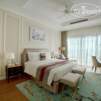 Melia Vinpearl Cam Ranh Beach Resort