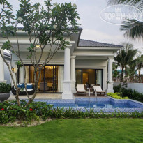 Melia Vinpearl Cam Ranh Beach Resort