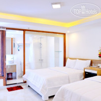 New Century Hotel 