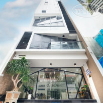 Dolphin Hotel 