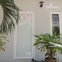 Saigon Cafe Guesthouse 
